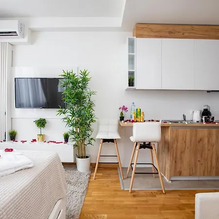 Waterfront - River View Apartment Belgrade