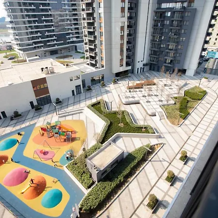 Waterfront - River View *