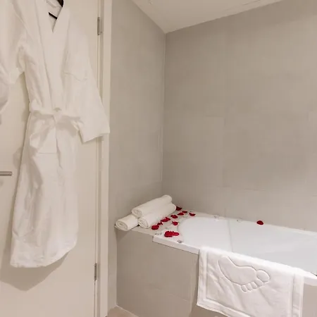 Waterfront - River View شقة *