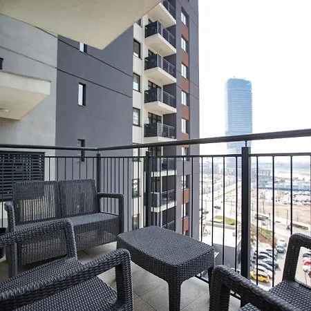 Waterfront - River View *