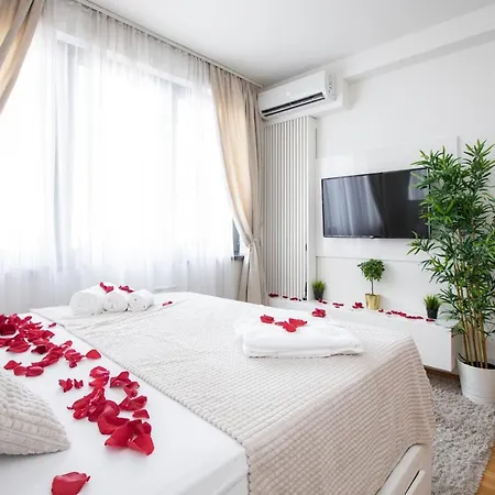 Waterfront - River View بلغراد