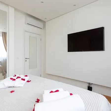 Waterfront - River View شقة *